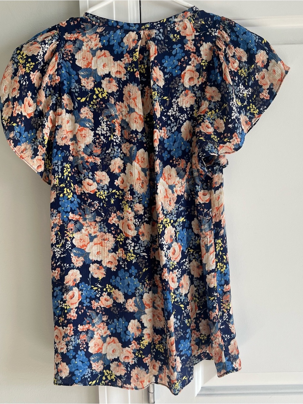 Rebecca Taylor Button Down 100% Silk Navy Floral Ruffle Sleeve Top - Picture 4 of 7